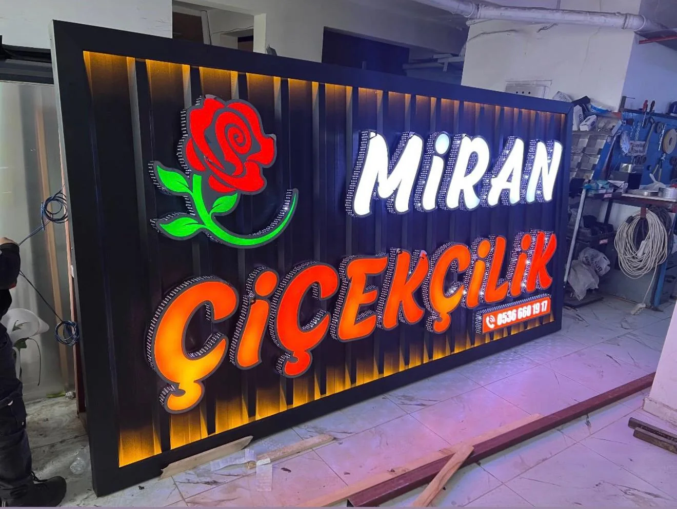 Miran Çiçekçilik kutu harf ve ışıklı tabela üretimi